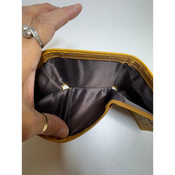 Engraved Trifold Leather Wallet Tan To My Husband 4.5X3 Business ID Card Gift - Picture 5 of 5